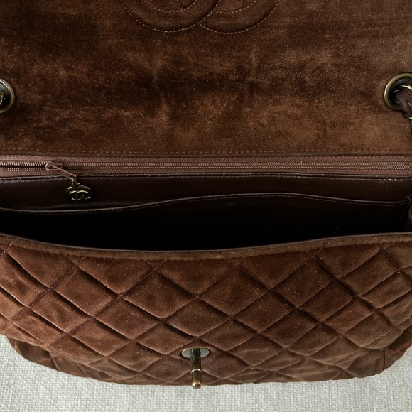 Medium Dark Brown Suede Chanel Bag - Picture 4 of 5